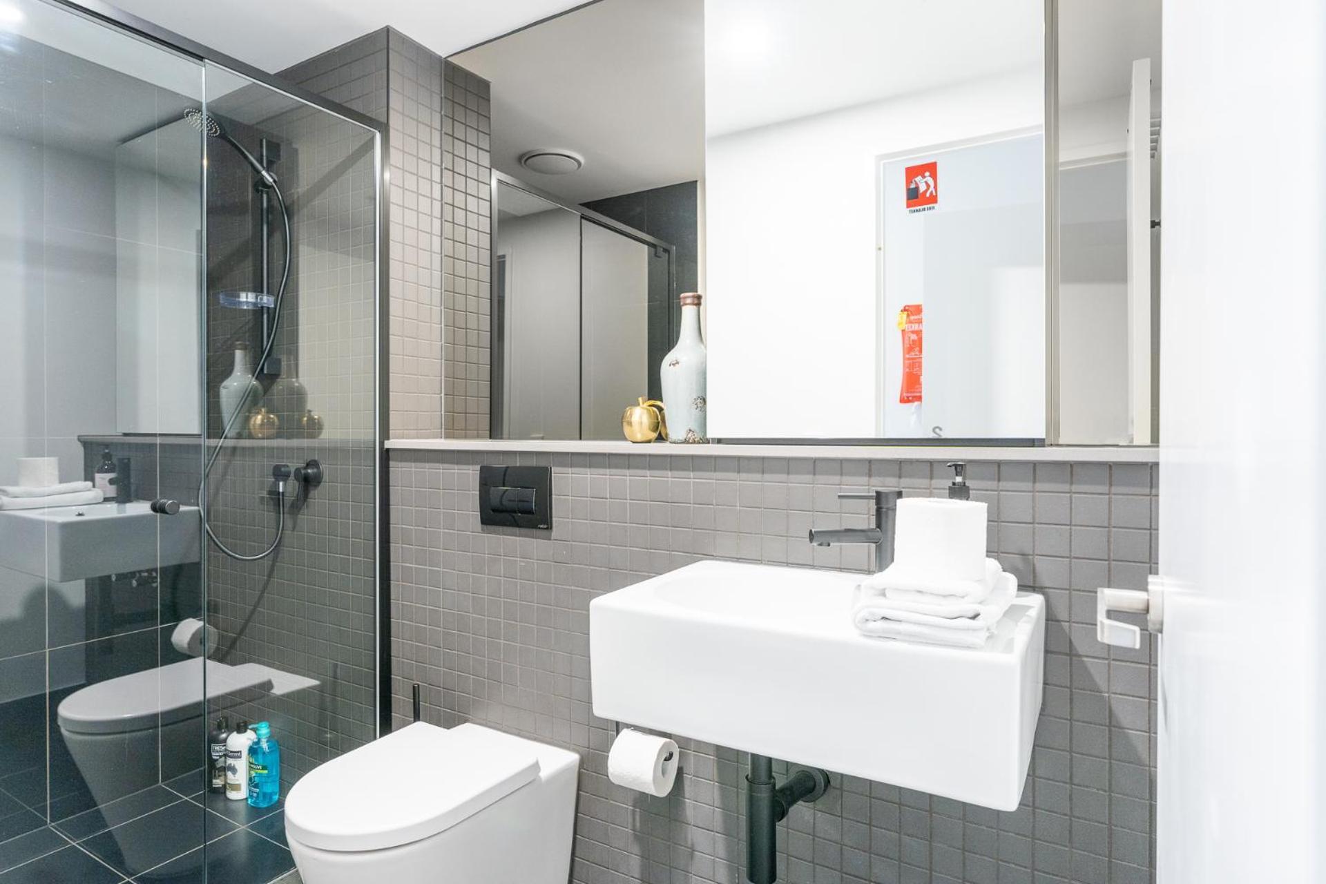 Private In The Heart Of Braddon Apartment *